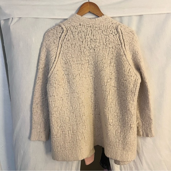 SOLD 🛑 Free People Wool Cardigan - Picture 3 of 5